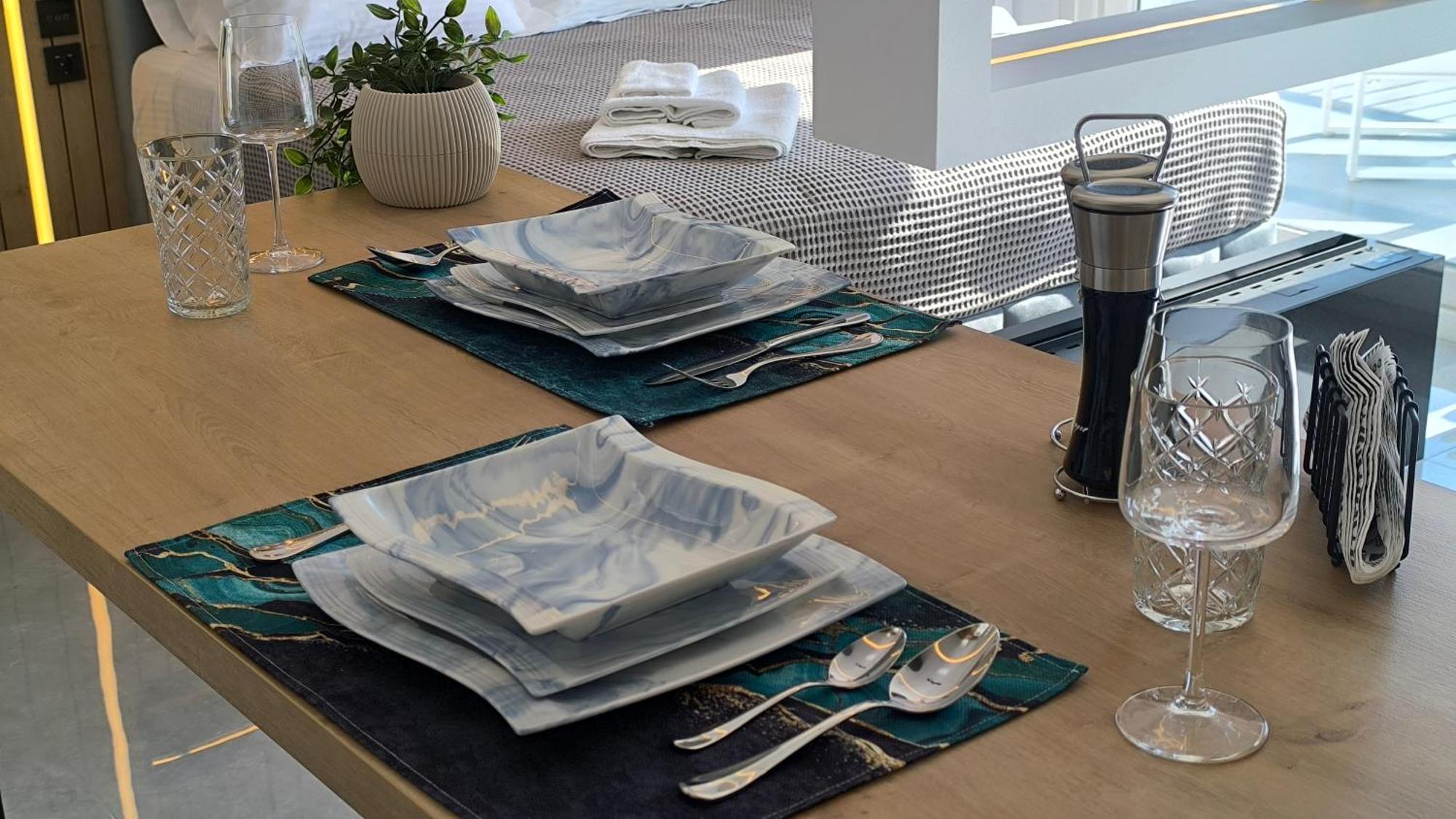 Larisa Absolute Suites, Sky View Smart Home Buitenkant foto