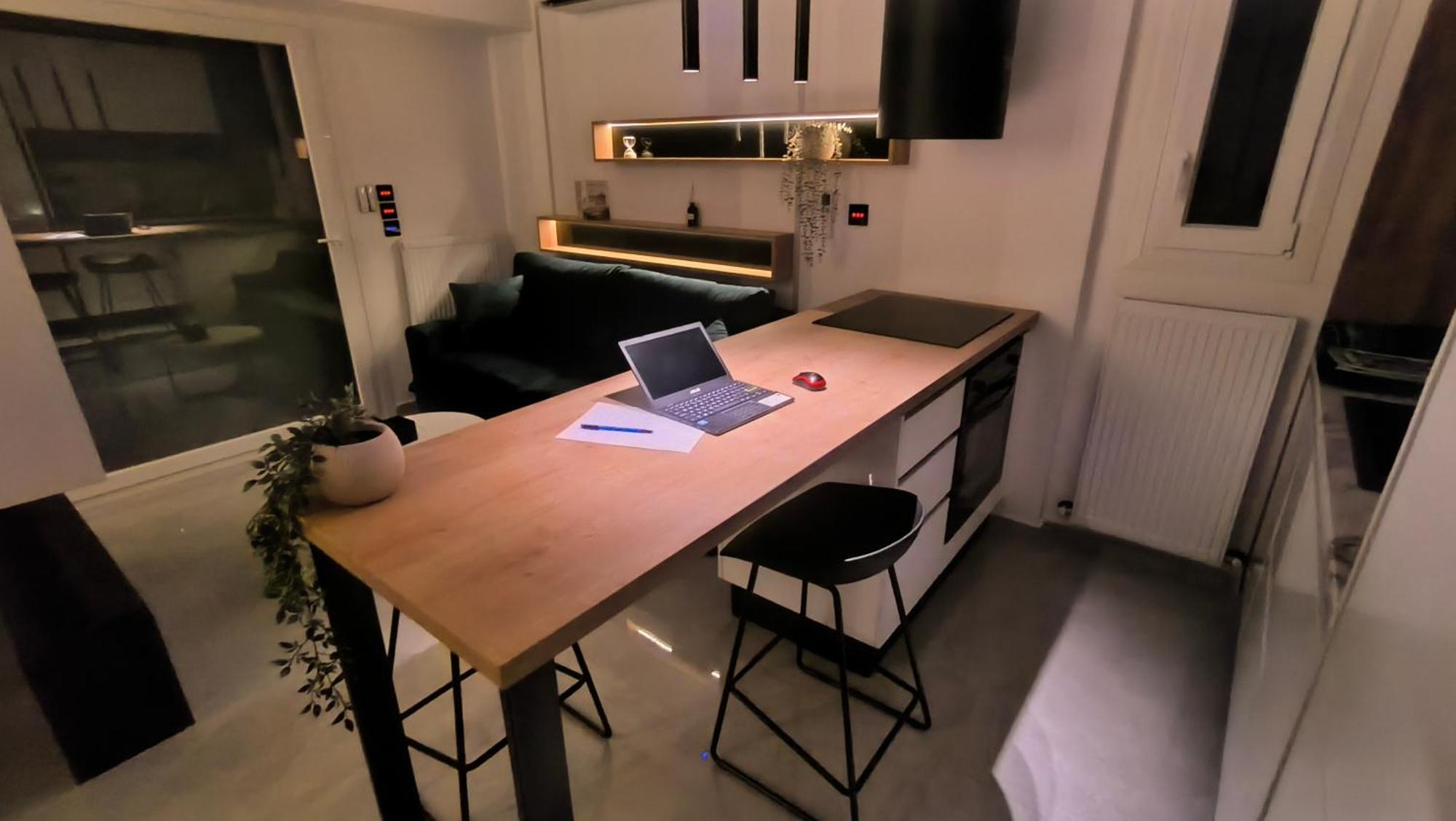 Larisa Absolute Suites, Sky View Smart Home Buitenkant foto