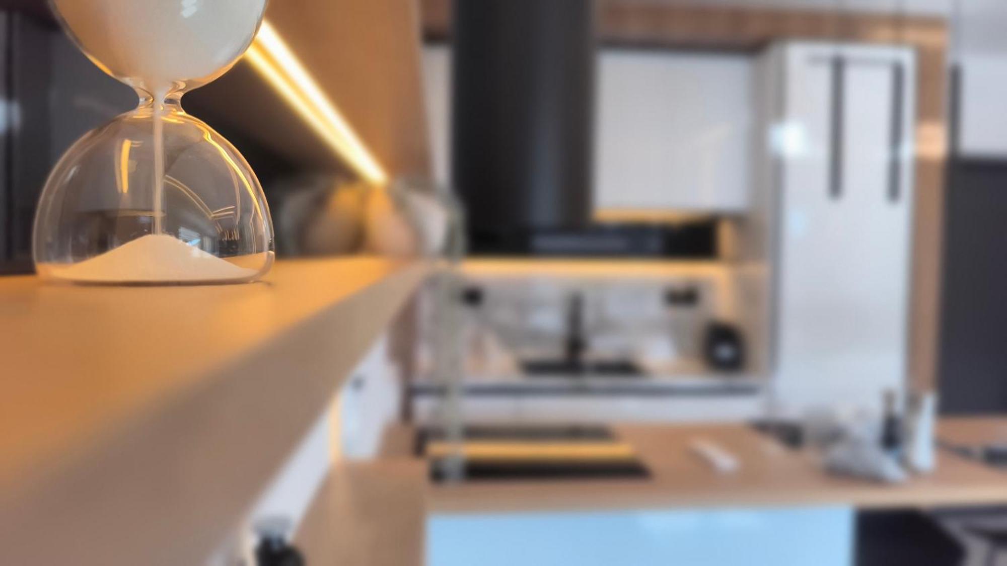 Larisa Absolute Suites, Sky View Smart Home Buitenkant foto