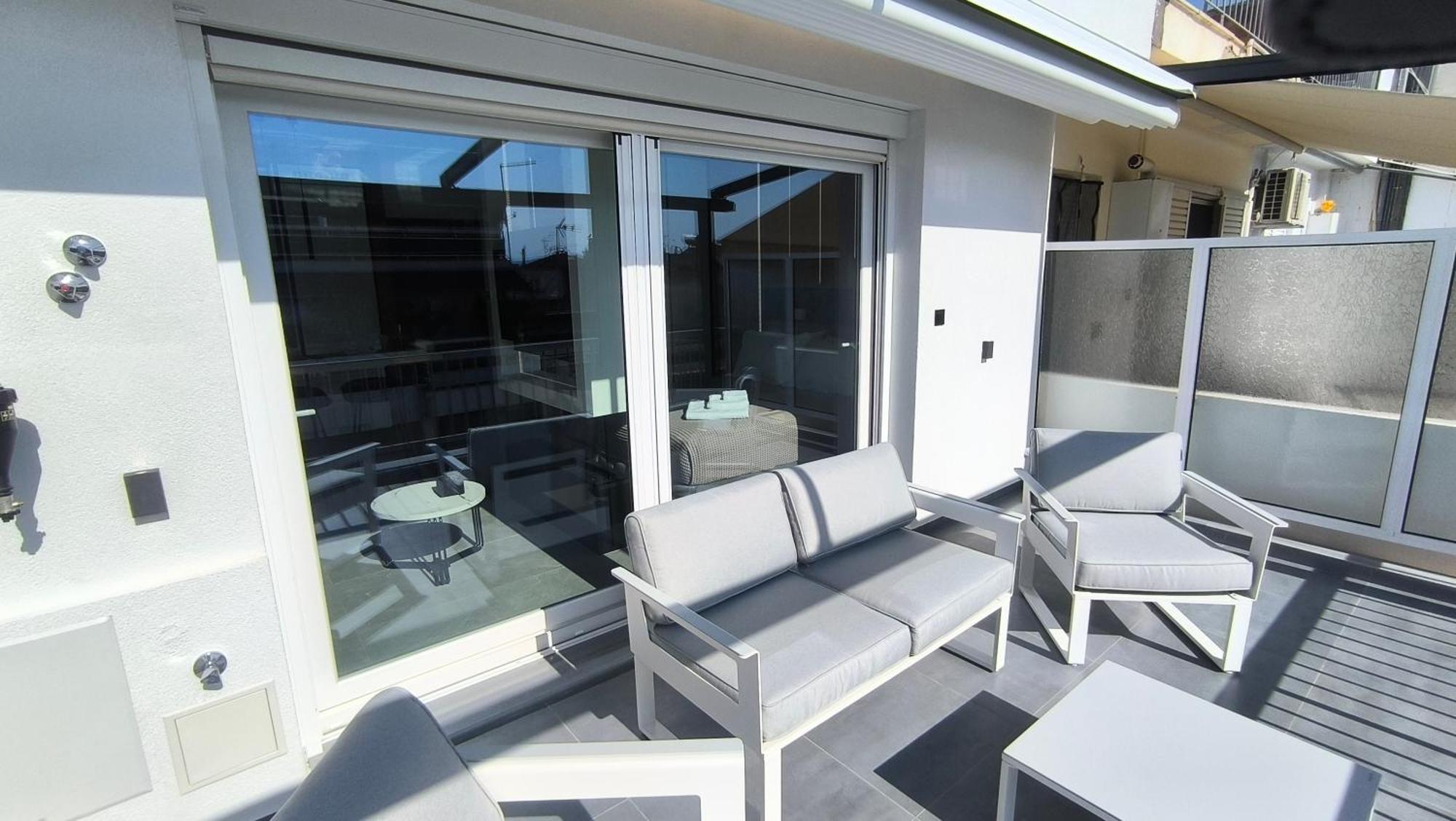 Larisa Absolute Suites, Sky View Smart Home Buitenkant foto