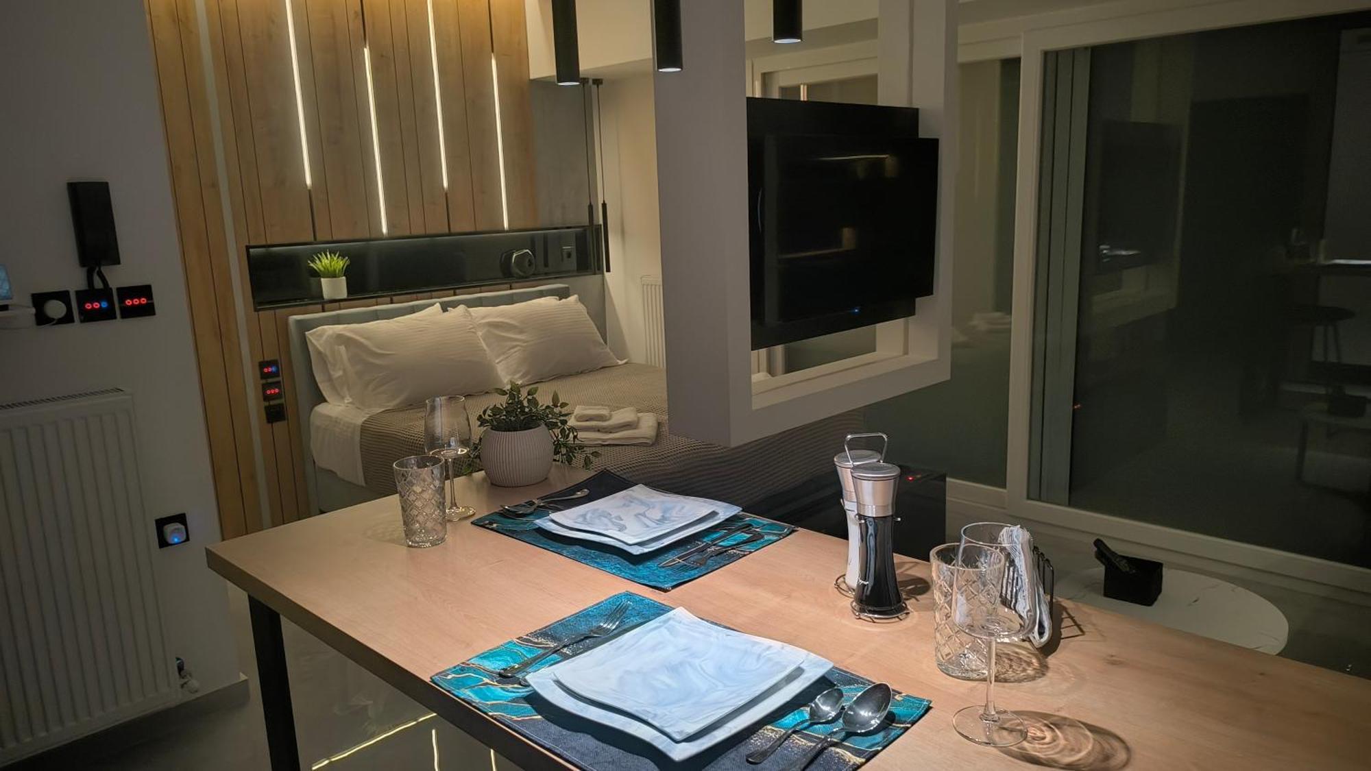 Larisa Absolute Suites, Sky View Smart Home Buitenkant foto